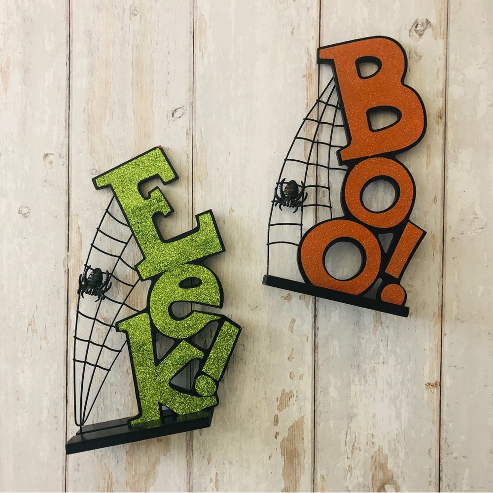 Set of Two Halloween Spiderweb Tabletop Wire & Glitter Signs - Eek! & Boo!